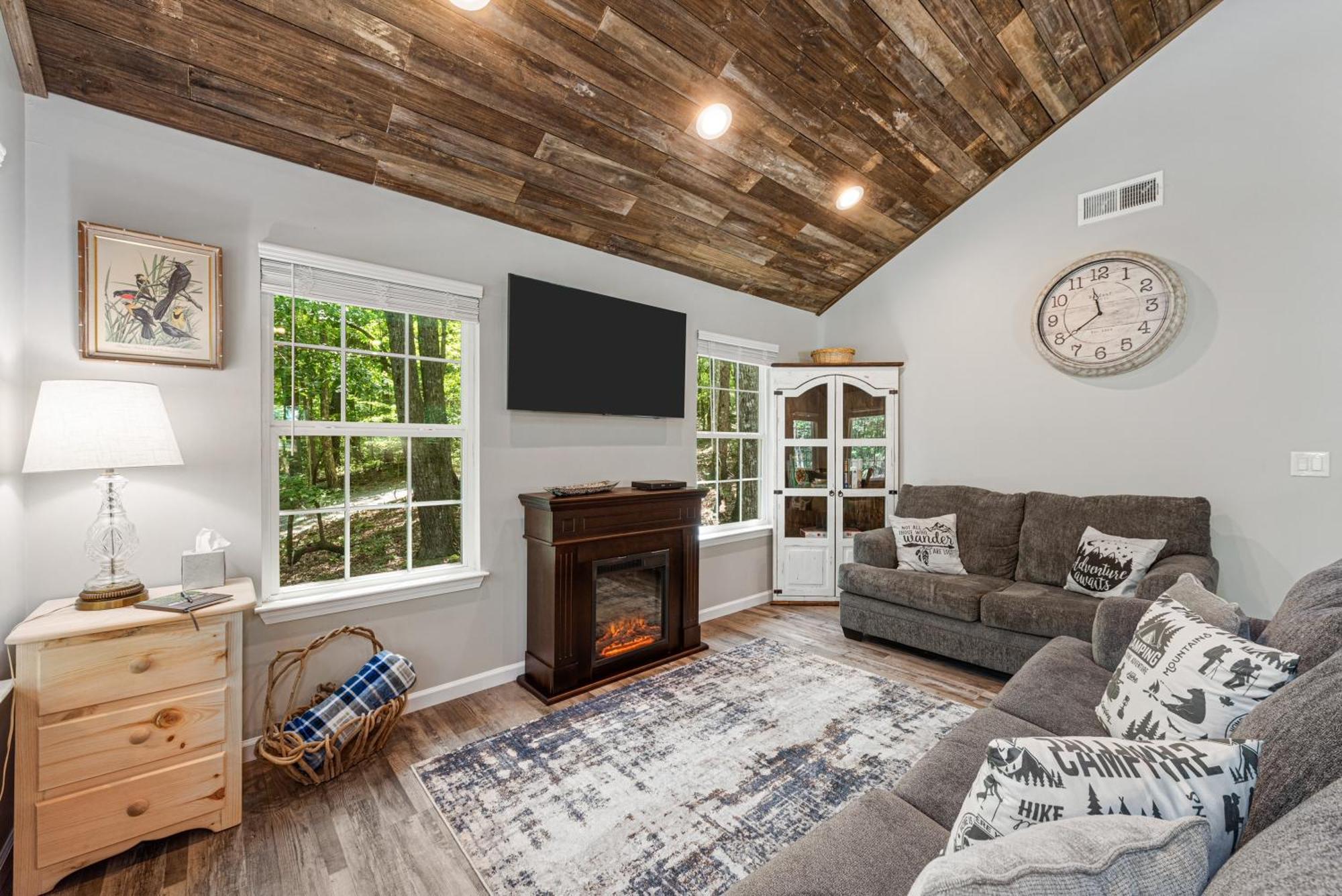 Coyote Cabin At Woodland Retreat At Desoto Beside Desoto State Park فورت باين المظهر الخارجي الصورة